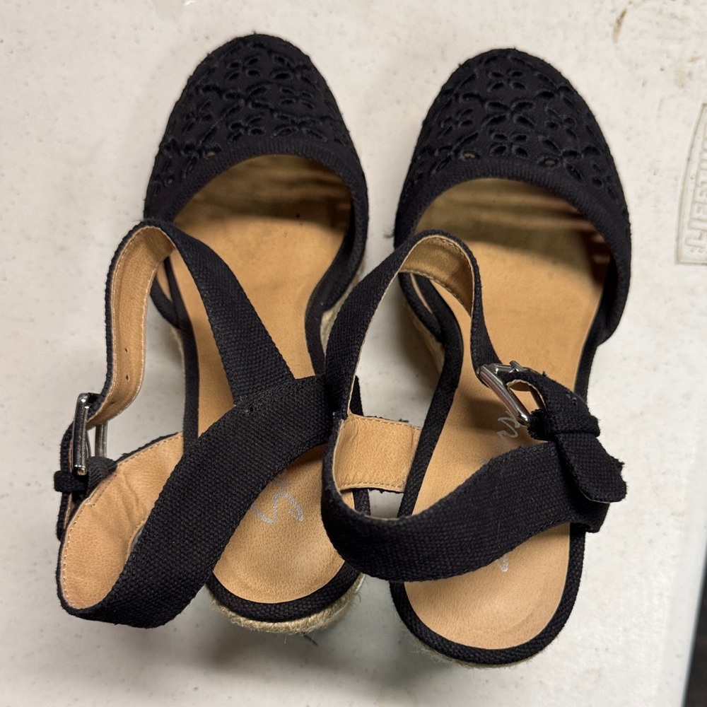 Elegant Black Women's Sandals